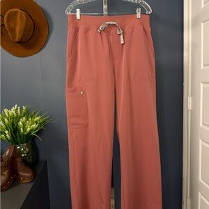 Figs Woman’s Isabella High Waisted Wide Leg Mauve Scrub Pant is Preloved Size:XL